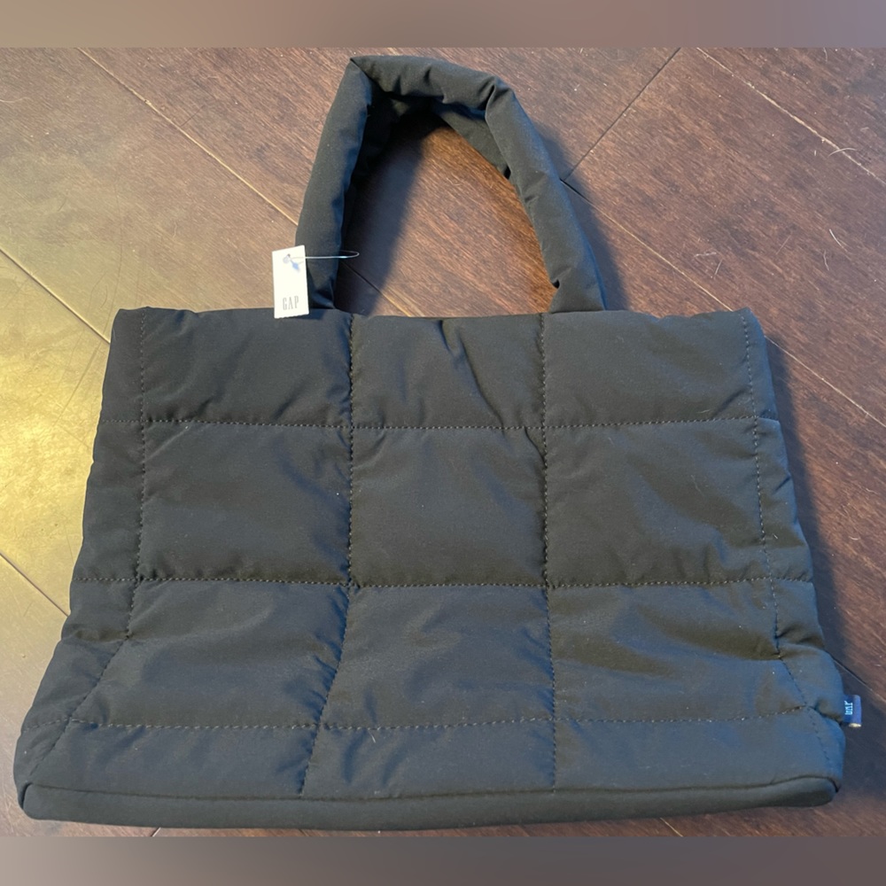 Gap Black Puffy Shoulder Bag NWT